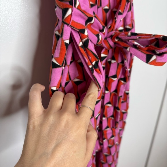 Diane Von Furstenburg DVF X Target - pink geometric collared jumpsuit Small - Picture 7 of 13